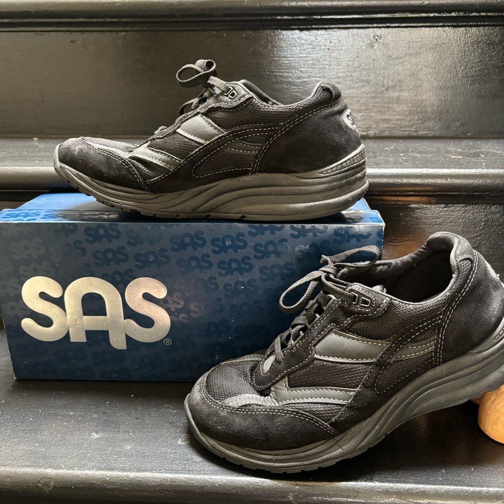 SAS Journey Mesh Sneakers